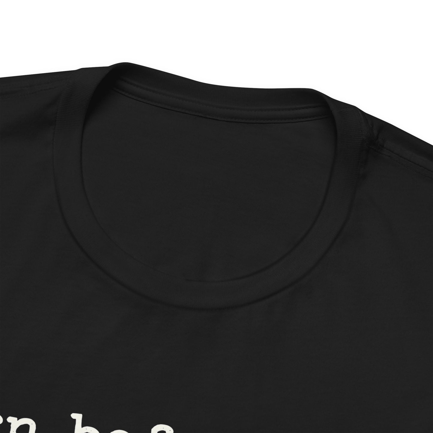 WildVero "Born Before WiFi" T-Shirt – Retro 80s 90s Nostalgia Graphic Tee